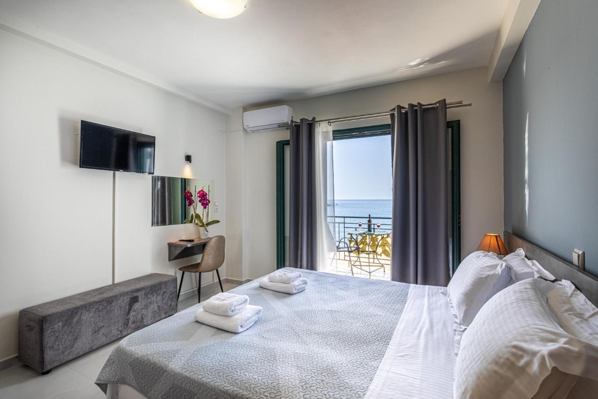 Marina Aparthotel Kardhamili Ngoại thất bức ảnh