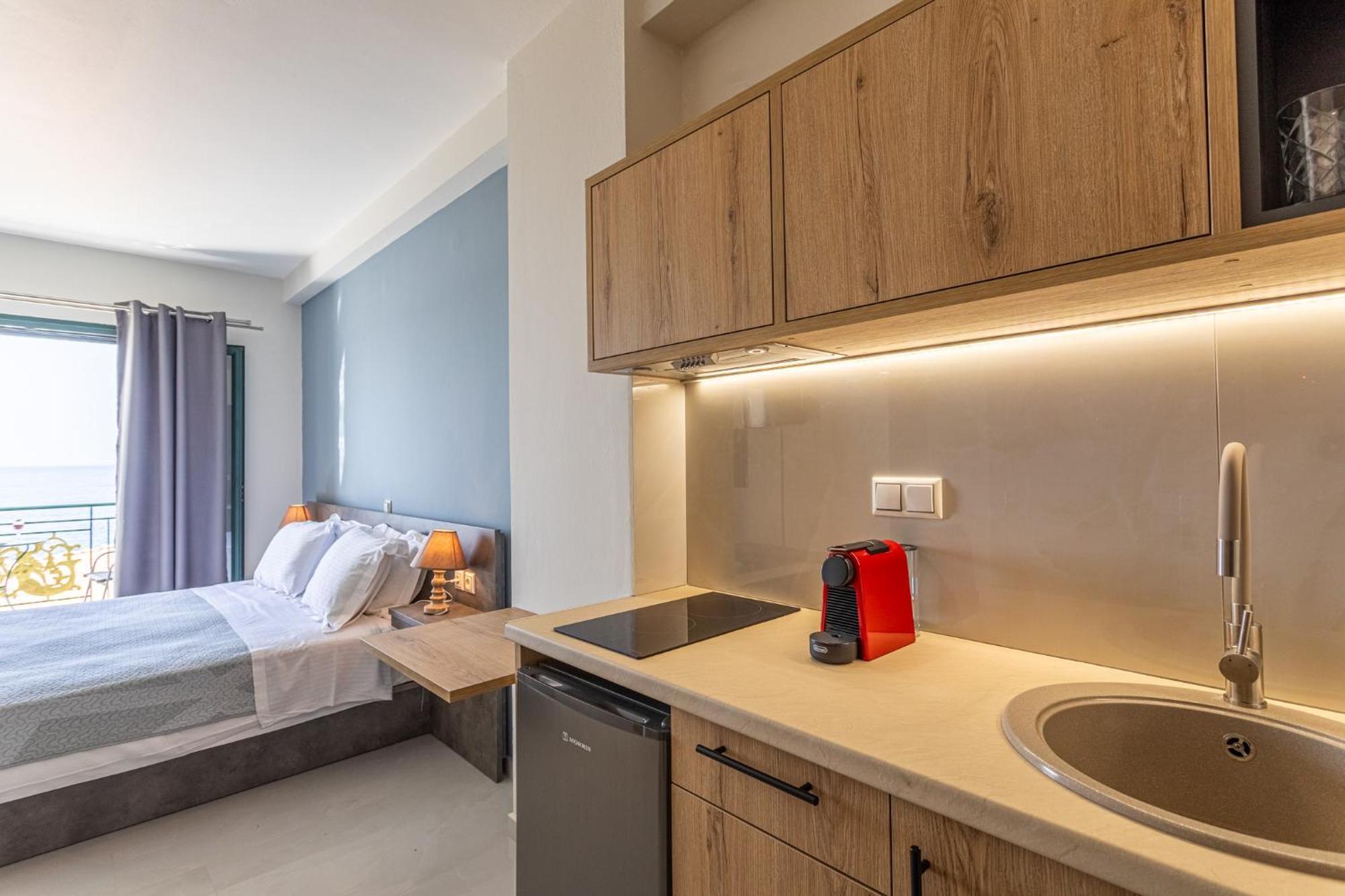 Marina Aparthotel Kardhamili Ngoại thất bức ảnh