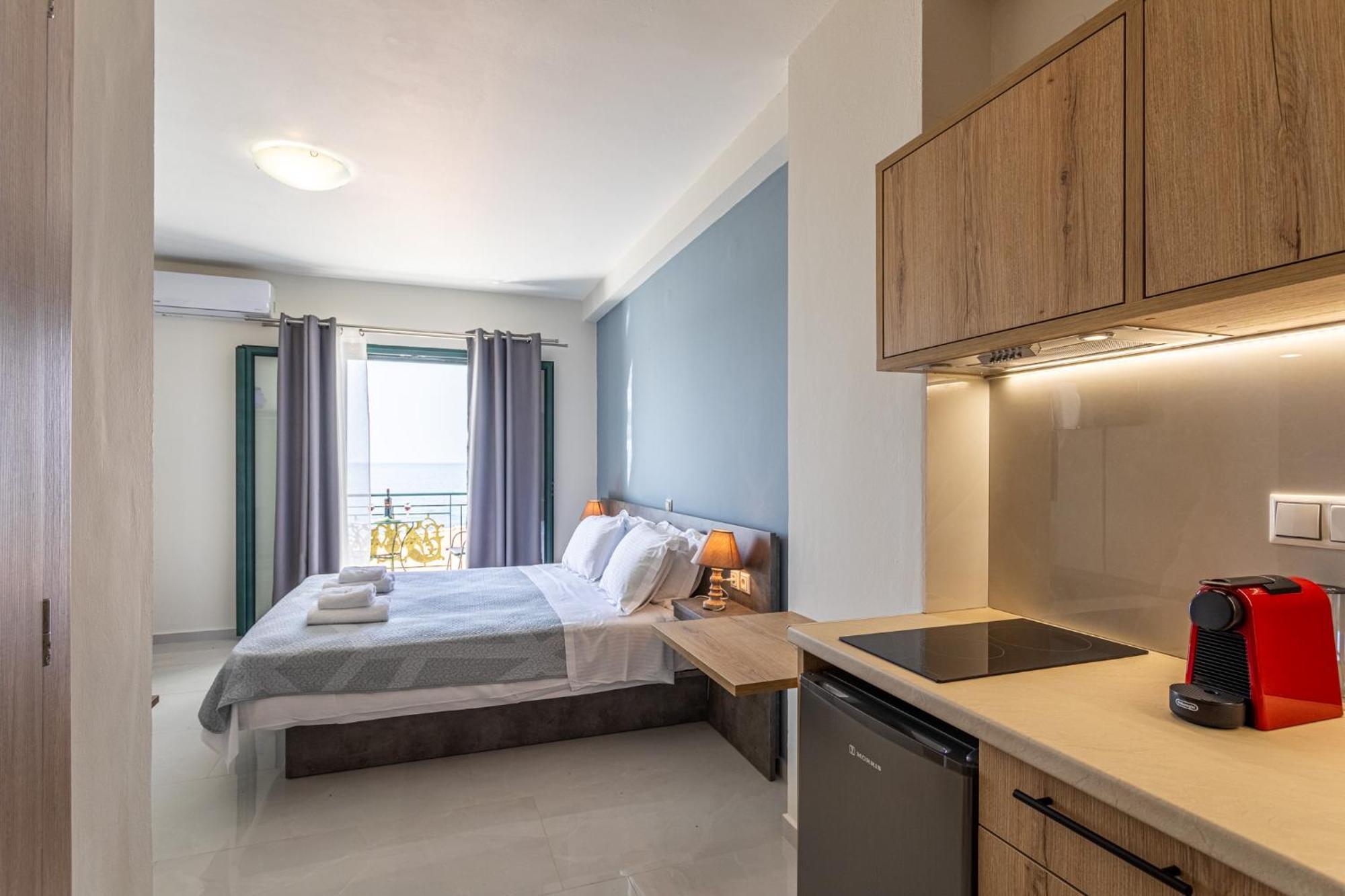 Marina Aparthotel Kardhamili Ngoại thất bức ảnh