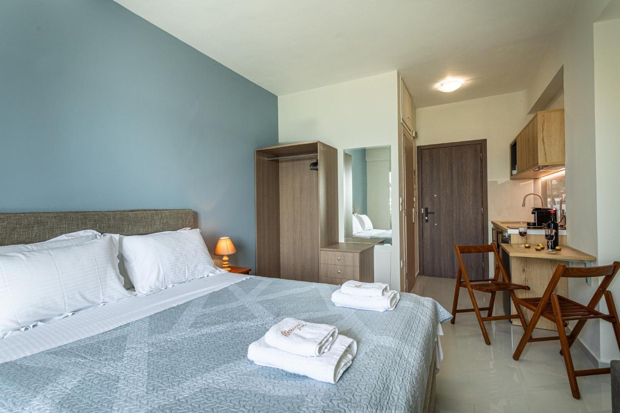 Marina Aparthotel Kardhamili Ngoại thất bức ảnh
